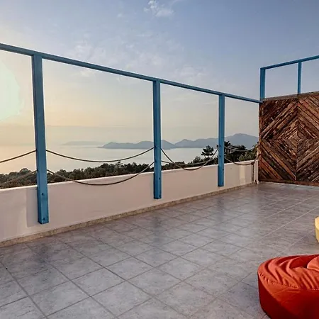 Villa Faralyus 2 *